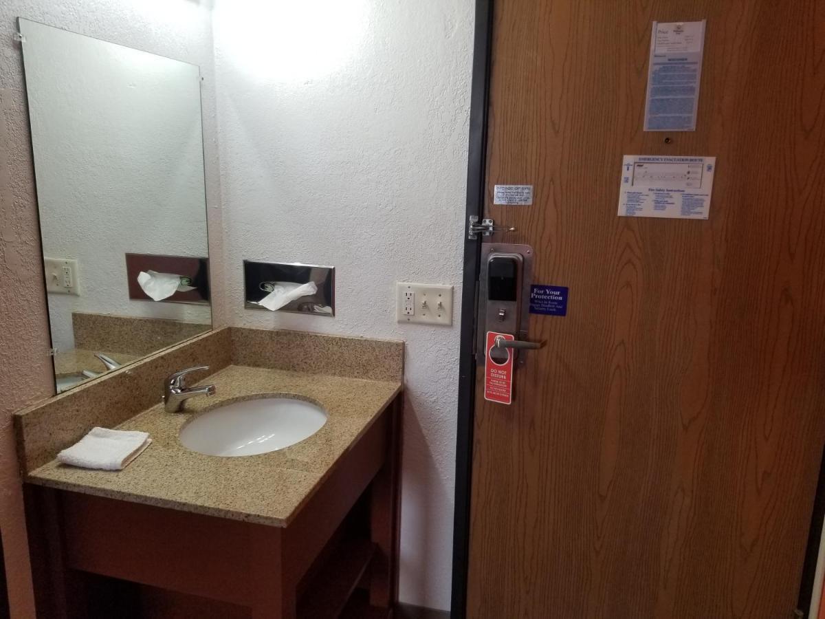 Reliance Inn Wausau Dış mekan fotoğraf